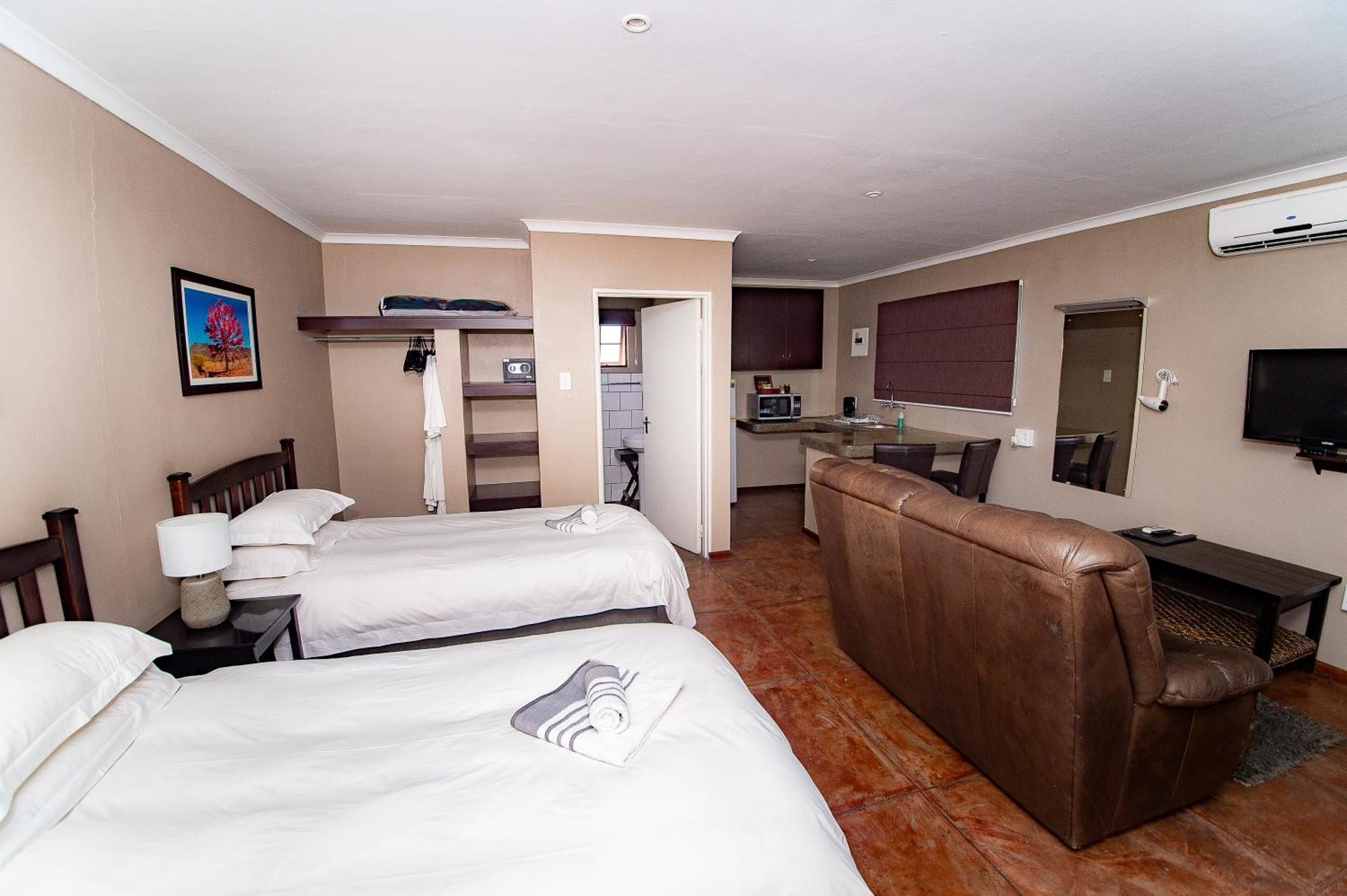Kleinplasie Guesthouse Springbok Exterior photo