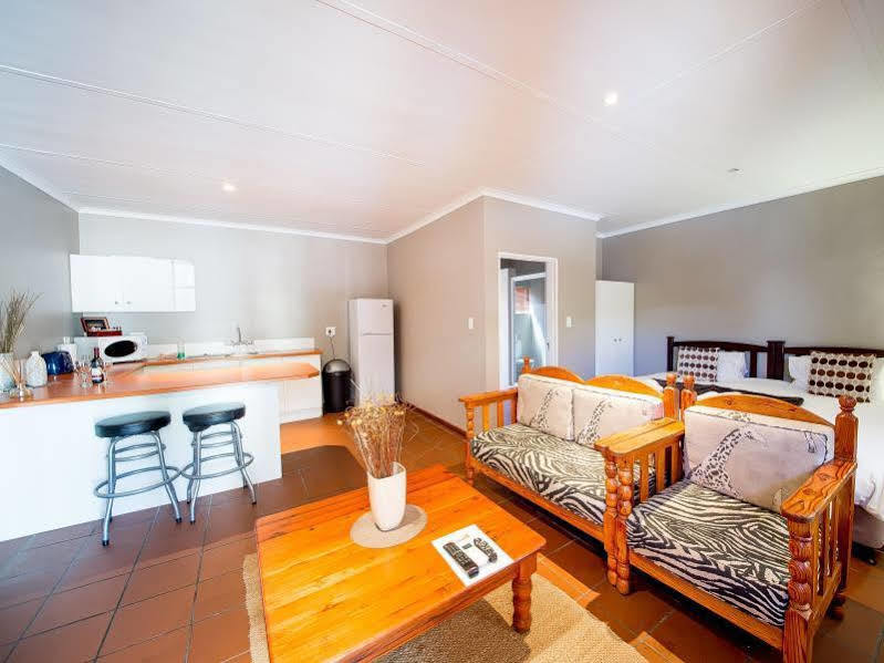 Kleinplasie Guesthouse Springbok Exterior photo